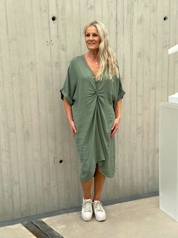 Vivian Kjole Khaki