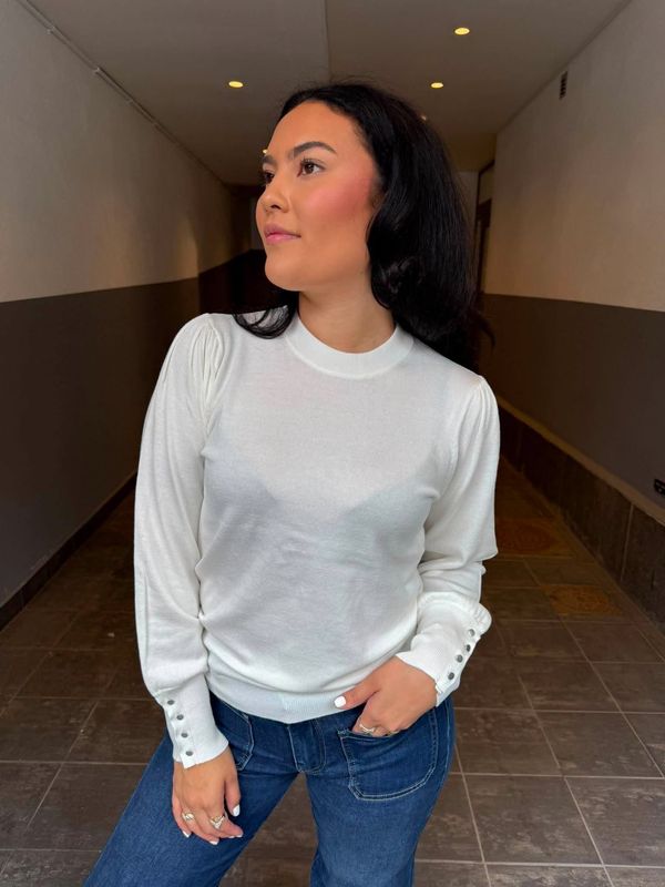 Lora Genser Off White
