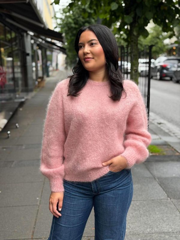 Lova Genser Lys Rosa