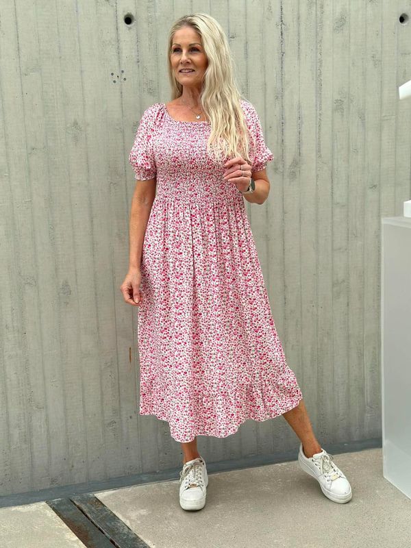 Sofie Kjole Mørk Rosa
