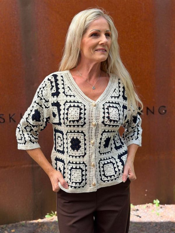 Milla Genser Navy