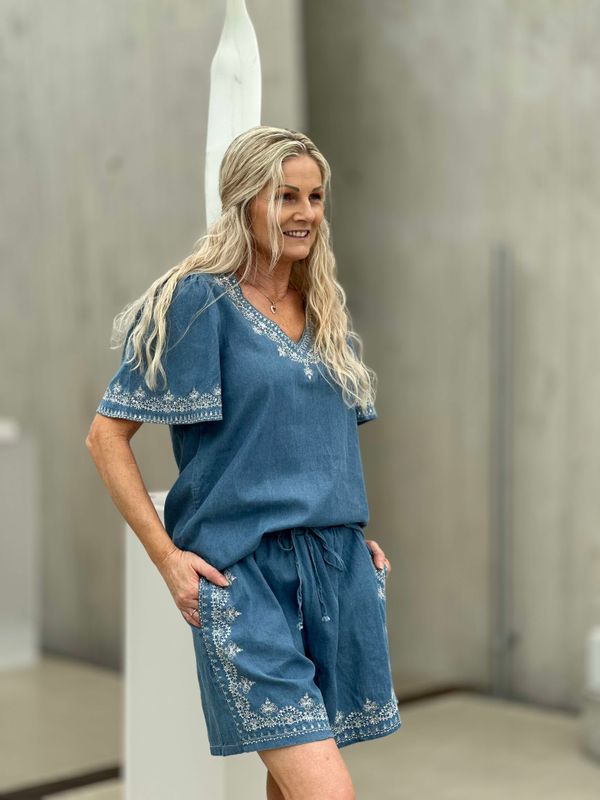 Tarina Denim Bluse