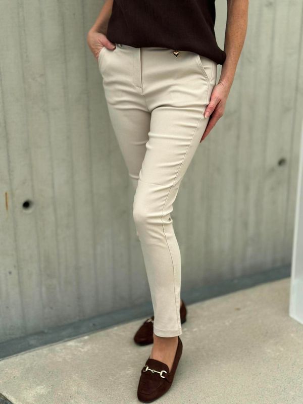 Monica Bukse Beige