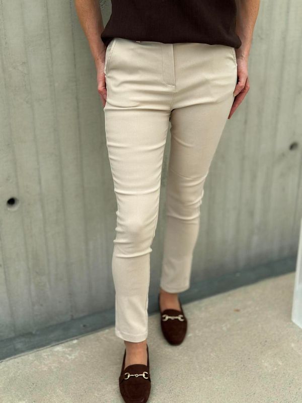Monica Bukse Beige