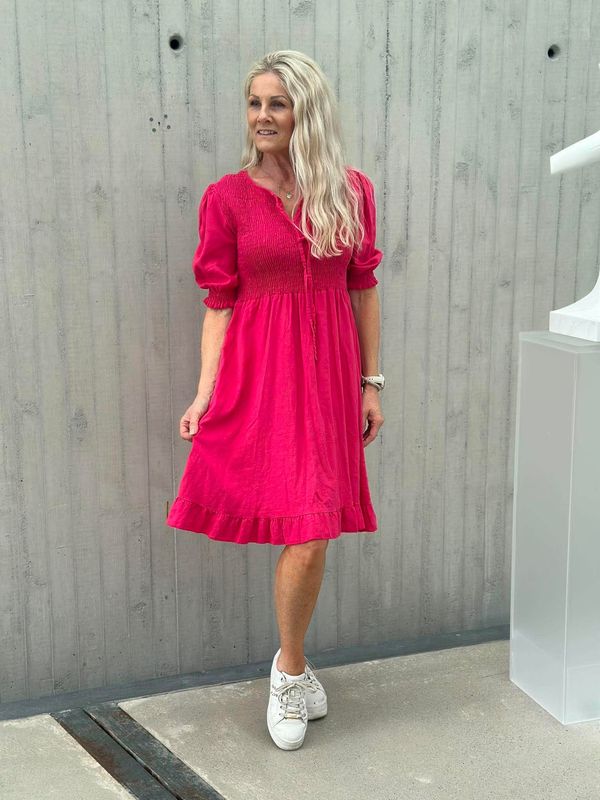 Tiara Kjole Kort Fragola